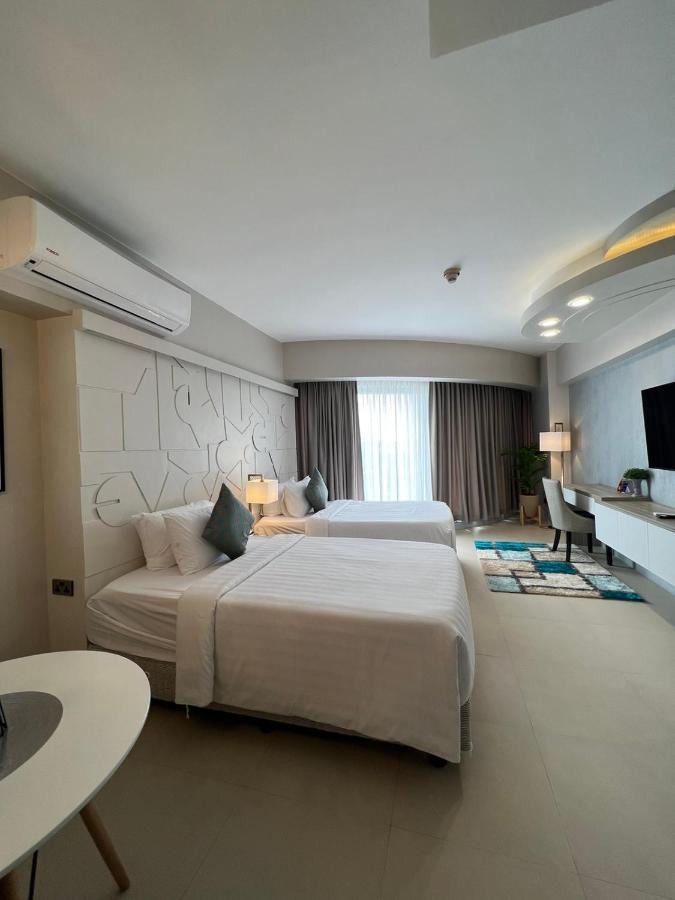 Aeon Suites Staycation Managed By Aria Hotel Davao City Extérieur photo